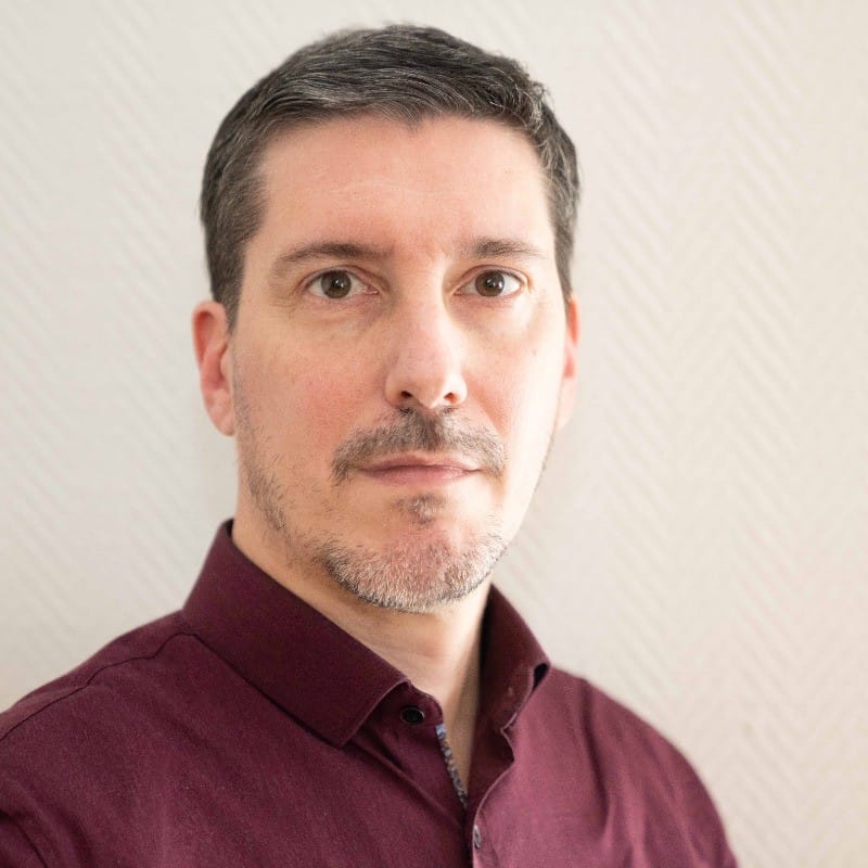 Jean-Raphaël Guillaumin - Project Manager Jean-Raphaël Guillaumin - Project Manager