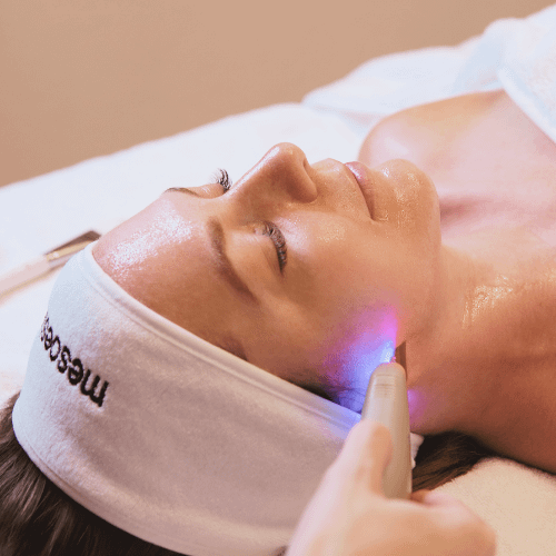 Deep skin cleansing by ultrasound in Lausanne Premium facial cleansing at Lausanne-Gare