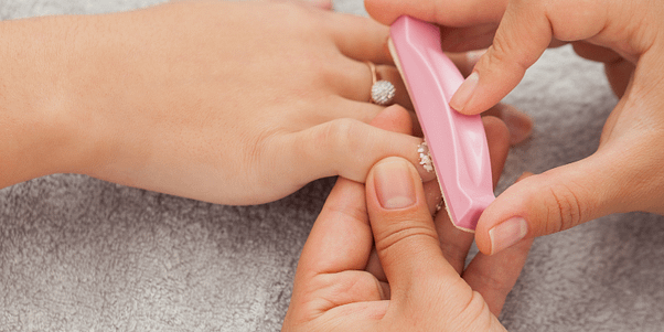 Japanese manicure polishing nails
